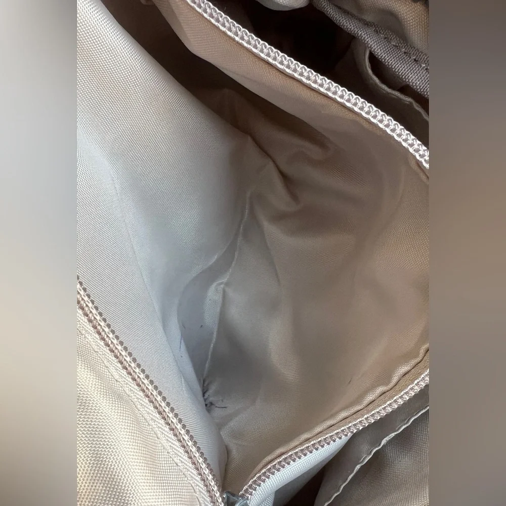 Kipling Women's Angie Handbag, Lightweight Crossbody, Nylon Travel Bag - Picture 4 of 9